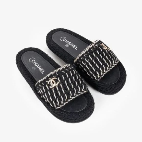Chanel 2022 CC Black Knit Slide Sandals - Picture 1 of 12